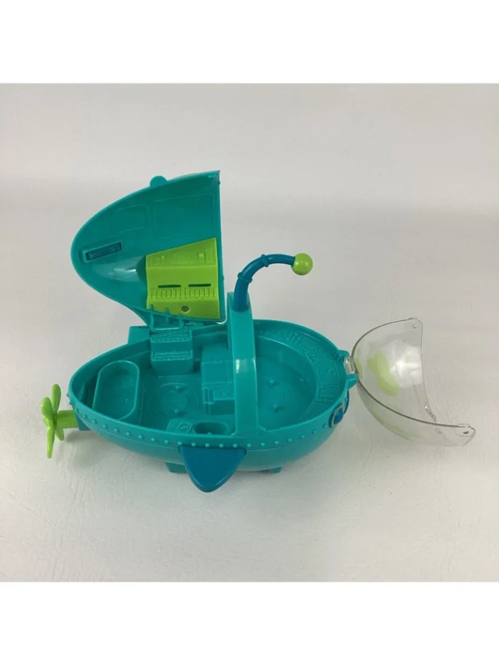 Octonauts Gup A Deluxe Vehicle Kwazii Tweak Captain Barnacles w Figures Bundle